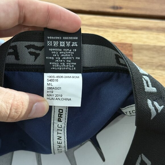 NHL St. Louis Blues Flex Fit Hat Fanatics Hometown Stretch Fit M/L Authentic Pro - Picture 9 of 16